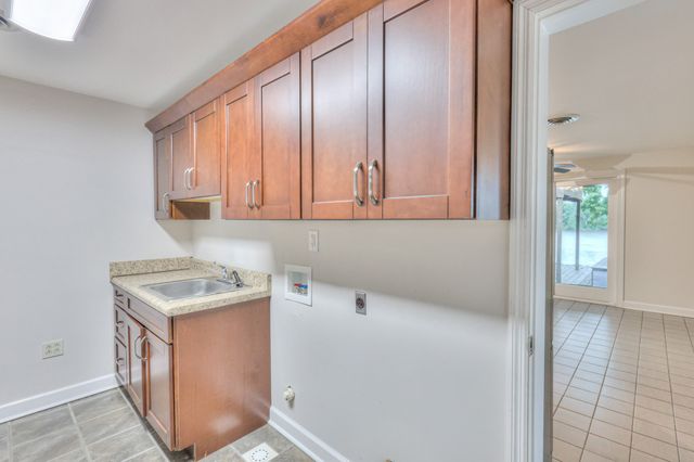 6621 River View Dr, Nashville, TN 37209