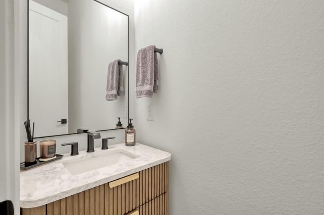 212 S Empress Green Place, Montgomery, TX 77316