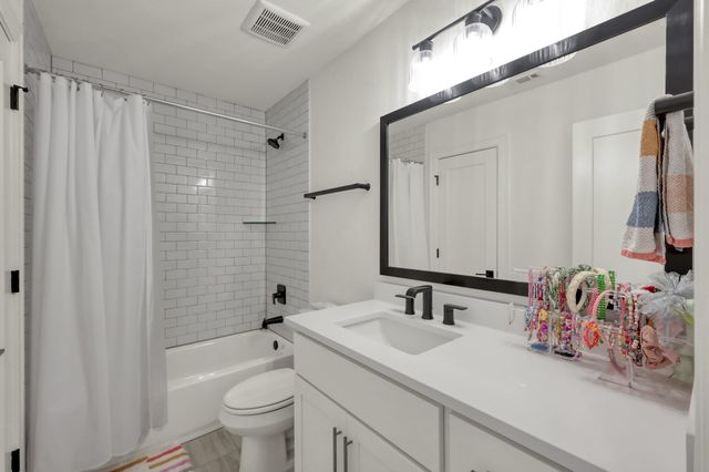 212 S Empress Green Place, Montgomery, TX 77316