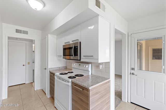 12922 W CASTLE ROCK Drive, Sun City West, AZ 85375