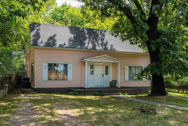 402 Pullman Avenue, Hot Springs, AR 71901