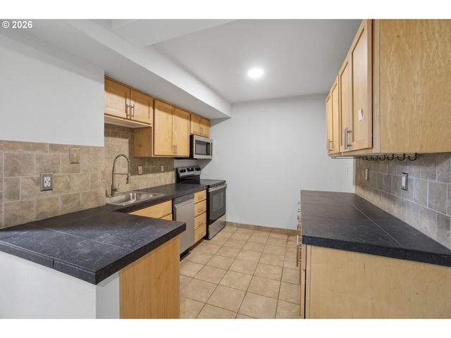 410 Nw 18TH Ave 007, Portland, OR 97209