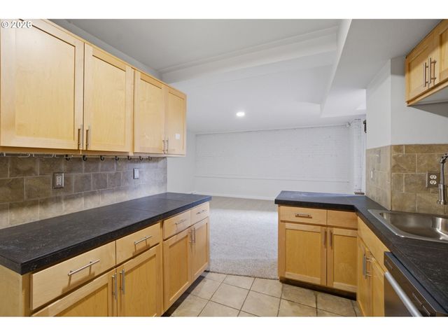 410 Nw 18TH Ave 007, Portland, OR 97209