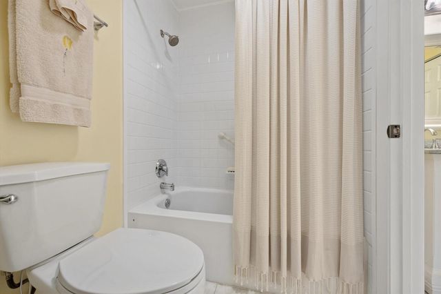 291 Amber Court, Royal Palm Beach, FL 33411