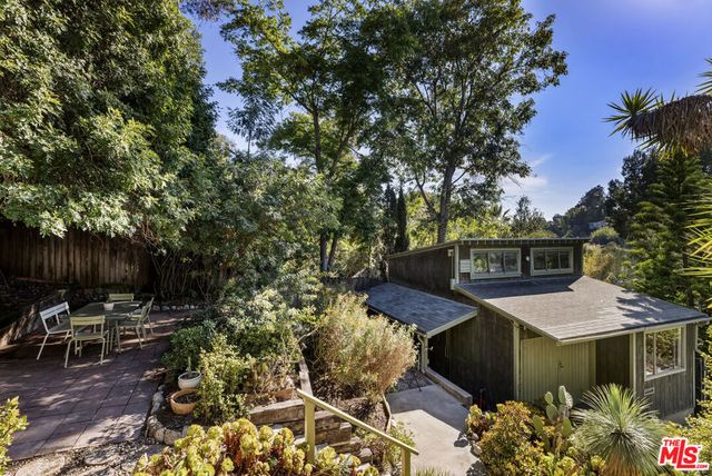 2018 Lake Shore Avenue, Los Angeles, CA 90039