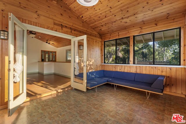 2018 Lake Shore Avenue, Los Angeles, CA 90039