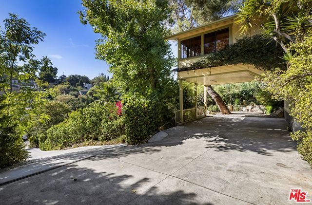2018 Lake Shore Avenue, Los Angeles, CA 90039