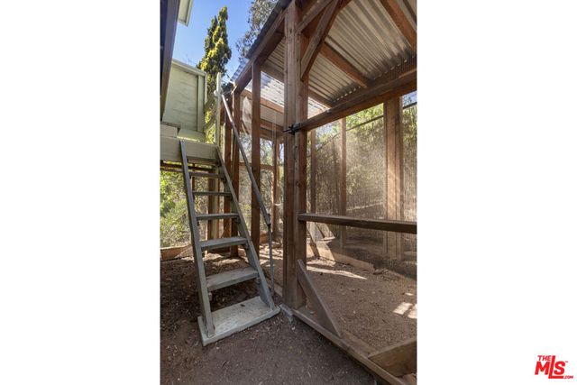 2018 Lake Shore Avenue, Los Angeles, CA 90039