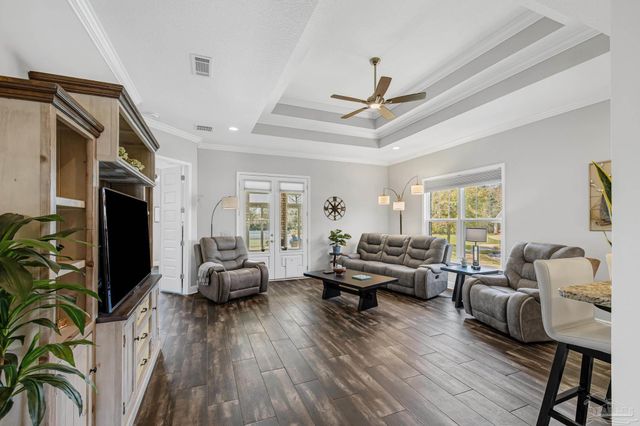 5416 New Abbey Ln, Milton, FL 32583