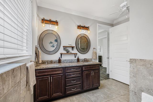 5416 New Abbey Ln, Milton, FL 32583