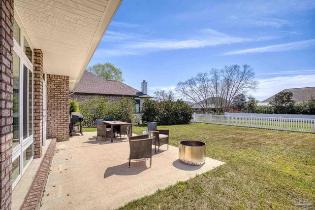 5416 New Abbey Ln, Milton, FL 32583