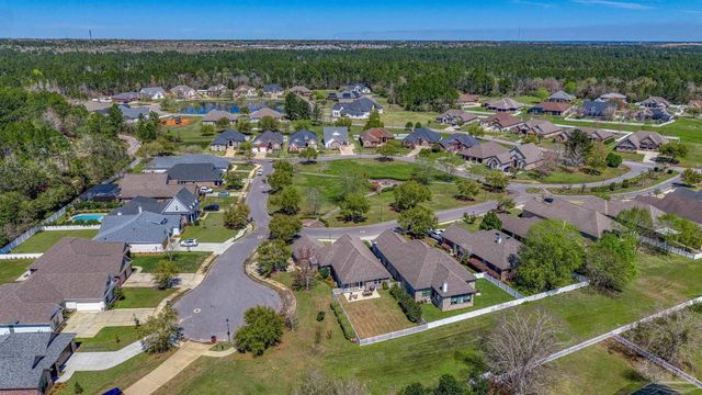 5416 New Abbey Ln, Milton, FL 32583