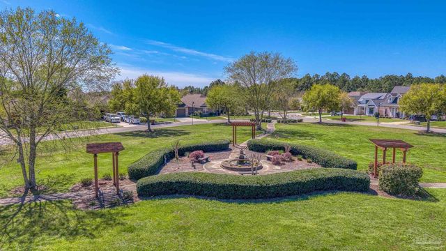 5416 New Abbey Ln, Milton, FL 32583