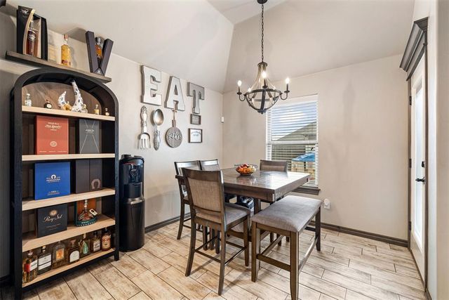 2212 Cale Cove, Yukon, OK 73099
