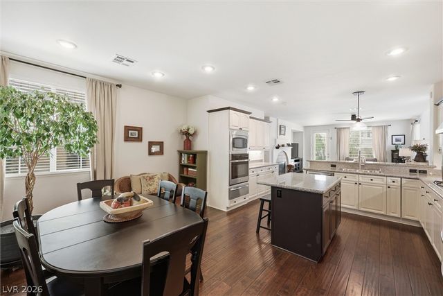 1360 Volturno Way, Henderson, NV 89052