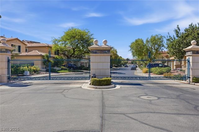 1360 Volturno Way, Henderson, NV 89052