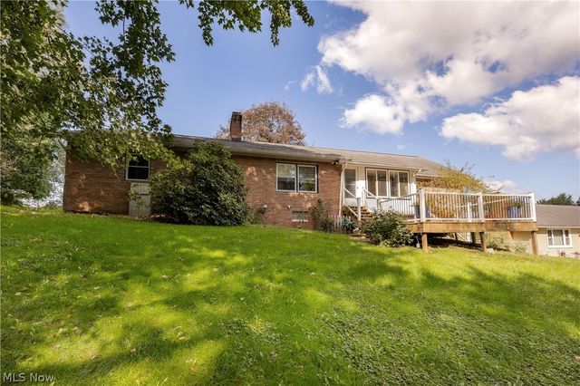 956 Brockton Avenue NW, Massillon, OH 44646