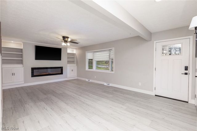 956 Brockton Avenue NW, Massillon, OH 44646