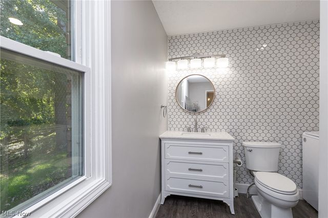956 Brockton Avenue NW, Massillon, OH 44646