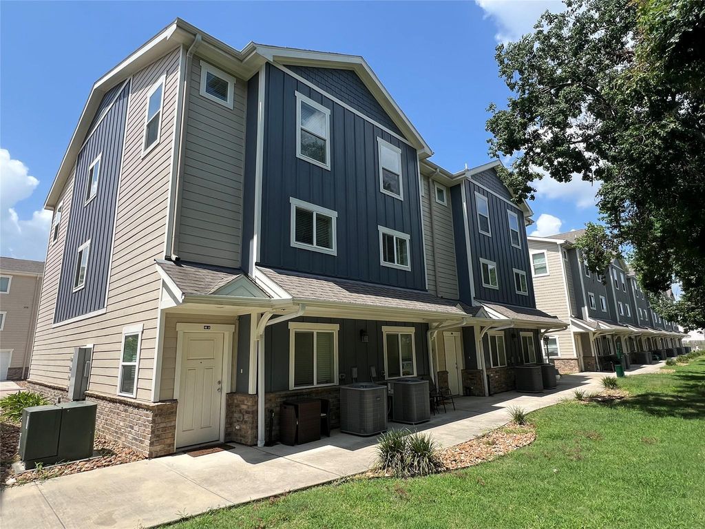 21155 Gosling Road 48 A-D, Spring, TX 77388
