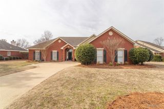 8712 STURBRIDGE Drive, Montgomery, AL 36116