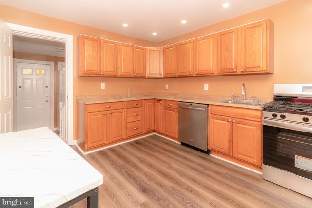 635 CHAMBERS ST, Trenton, NJ 08611