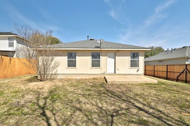 1251 Amberwood LOOP, Kyle, TX 78640