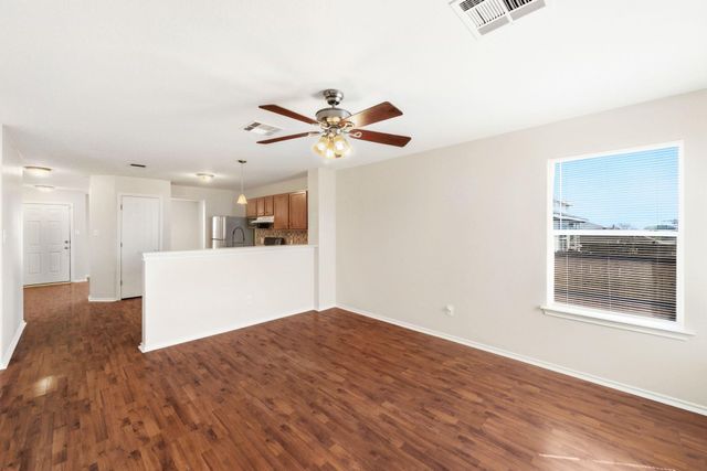 1251 Amberwood LOOP, Kyle, TX 78640