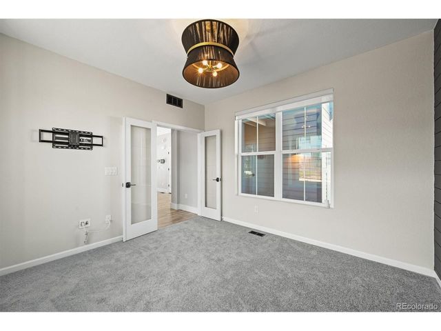 8376 Basalt Dr, Littleton, CO 80125