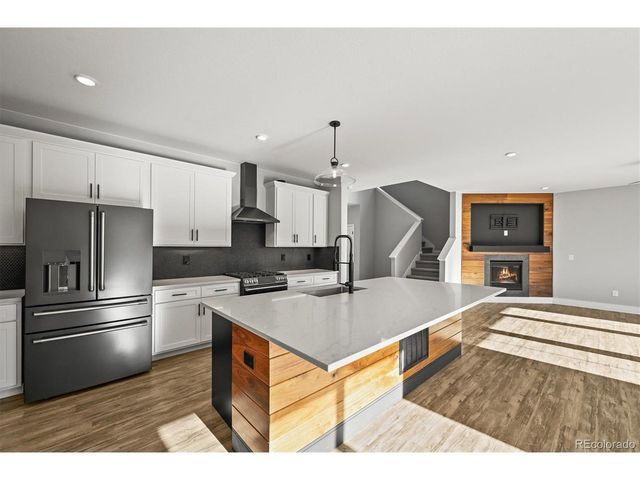 8376 Basalt Dr, Littleton, CO 80125