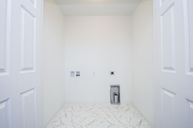 6810 32nd Street S, Fargo, ND 58104