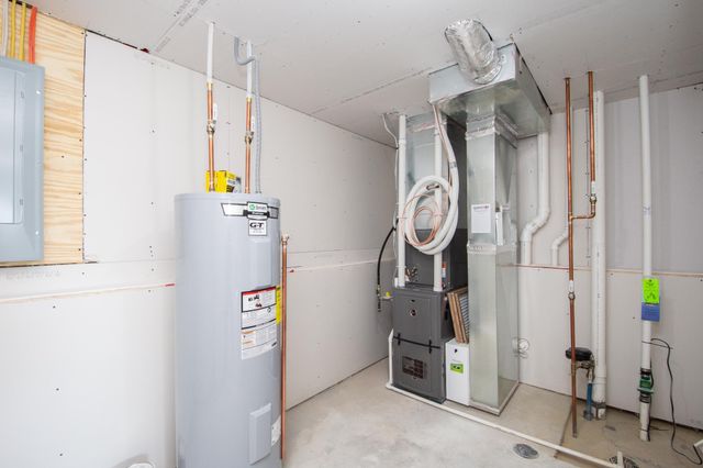 6810 32nd Street S, Fargo, ND 58104