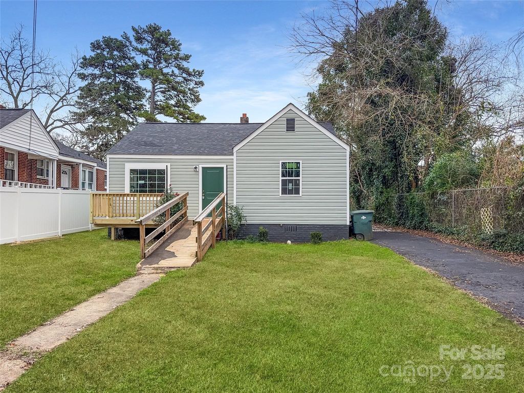 1121 Richard Street, Salisbury, NC 28144