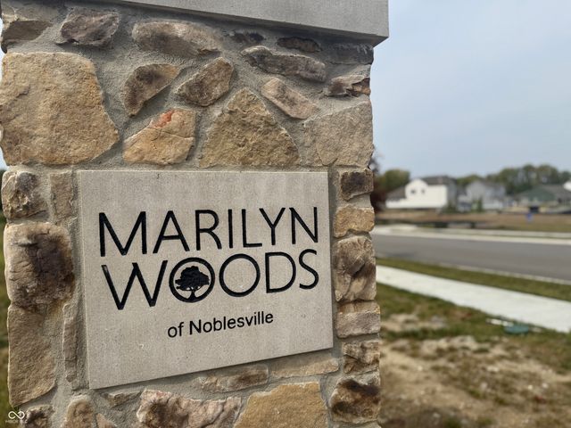 14391 Coyote Rdg Drive, Noblesville, IN 46060