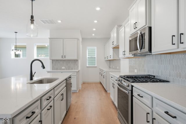 14391 Coyote Rdg Drive, Noblesville, IN 46060