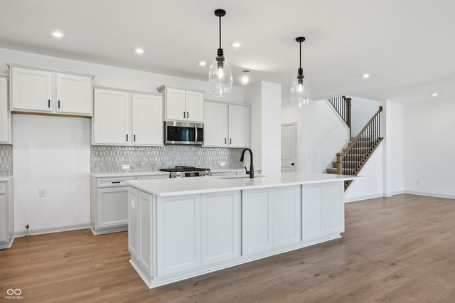 14391 Coyote Rdg Drive, Noblesville, IN 46060