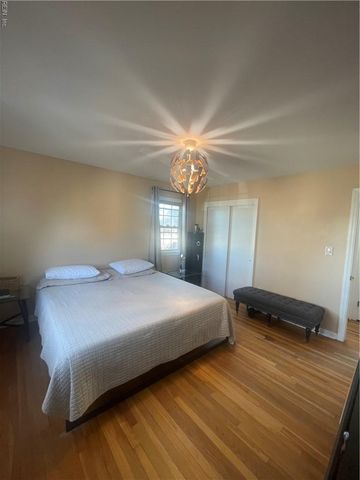 344 De Laura DR, Newport News, VA 23608