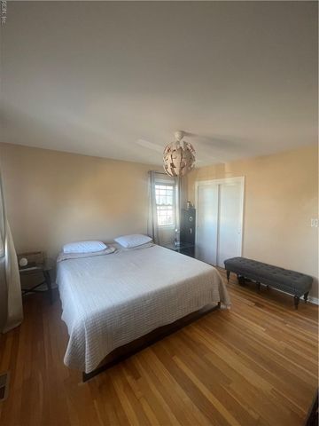 344 De Laura DR, Newport News, VA 23608