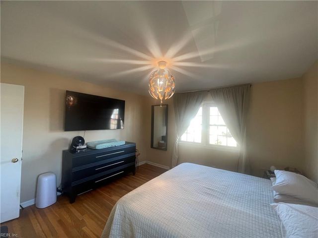 344 De Laura DR, Newport News, VA 23608