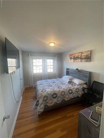 344 De Laura DR, Newport News, VA 23608