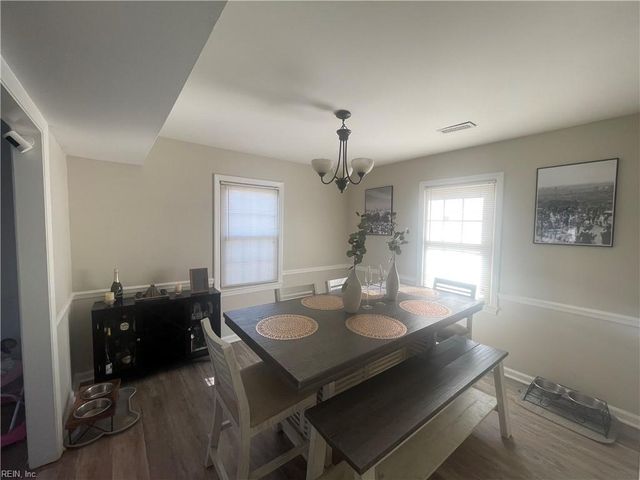 344 De Laura DR, Newport News, VA 23608