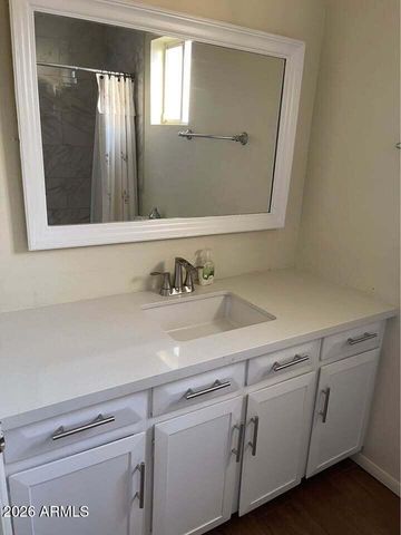 2308 N 51ST Place B, Phoenix, AZ 85008