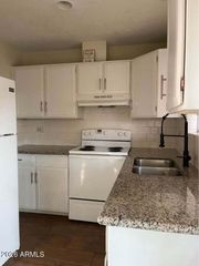 2308 N 51ST Place B, Phoenix, AZ 85008