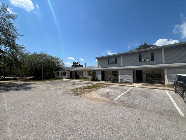 1000 E CAROLINE STREET, Tavares, FL 32778