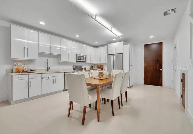 438 W SWOOPE AVENUE, Winter Park, FL 32789