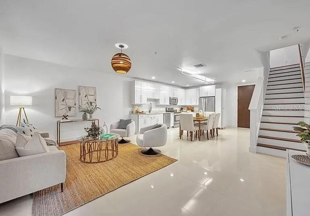 438 W SWOOPE AVENUE, Winter Park, FL 32789