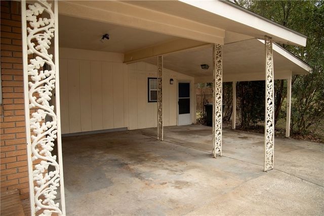 453 S Palm Street S, Jesup, GA 31546