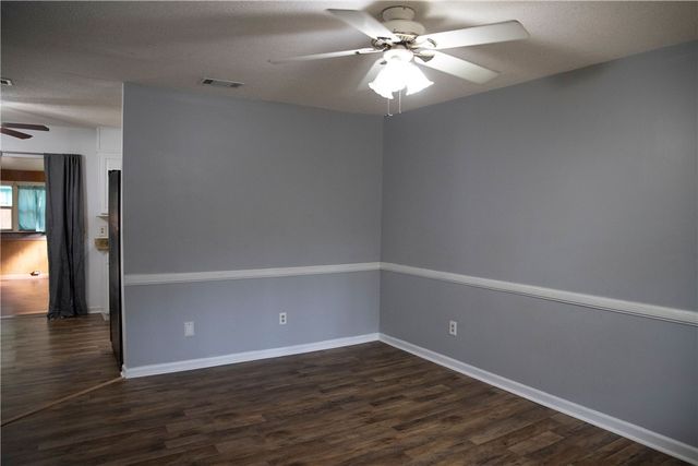 453 S Palm Street S, Jesup, GA 31546