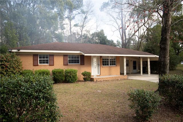 453 S Palm Street S, Jesup, GA 31546