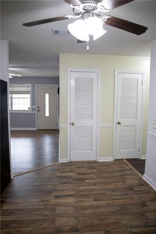 453 S Palm Street S, Jesup, GA 31546